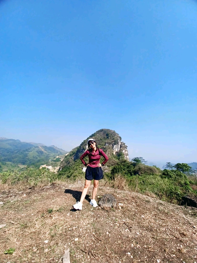 GIF uploaded by Indria