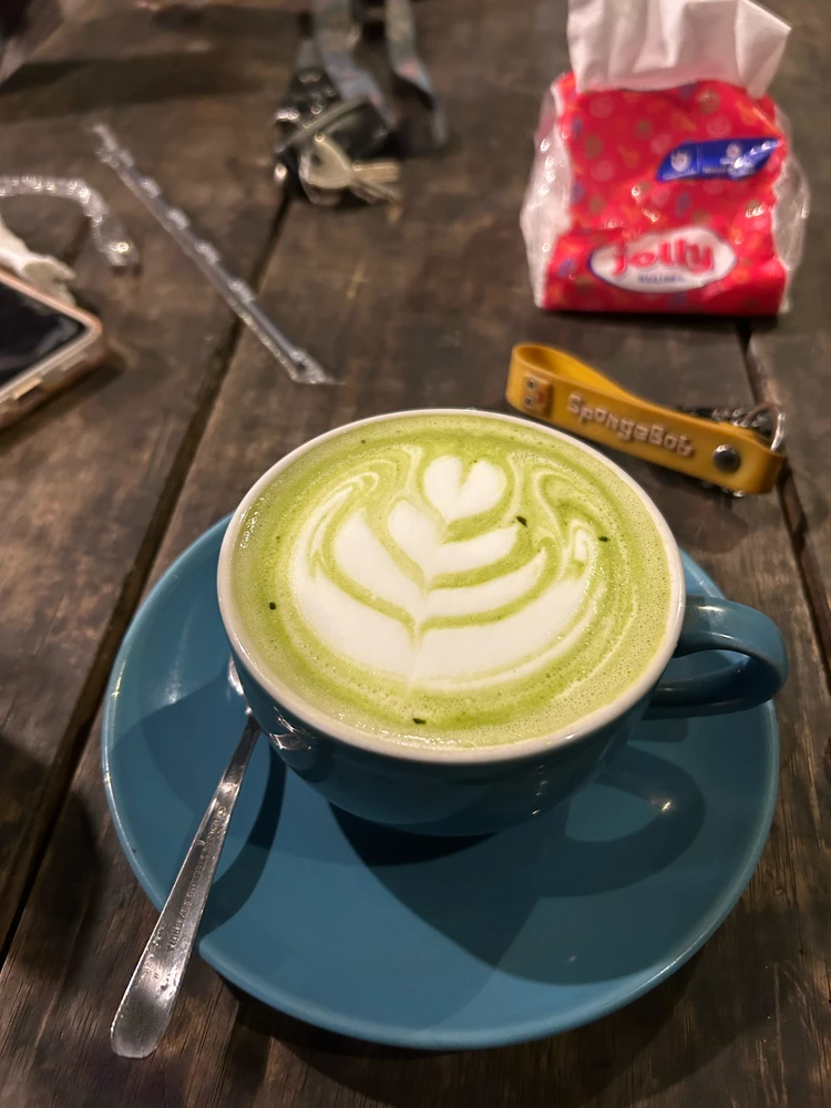 GIF uploaded by Elvira Rosiana