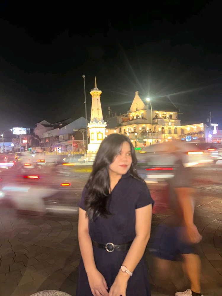 GIF uploaded by Manda