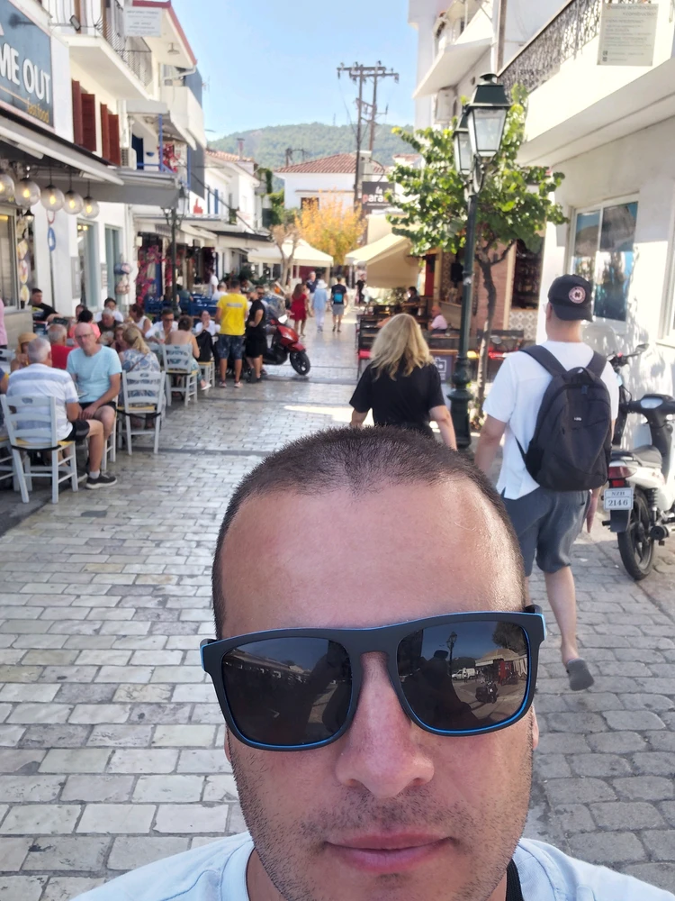 GIF ilipakiwa na Nikola Stanković