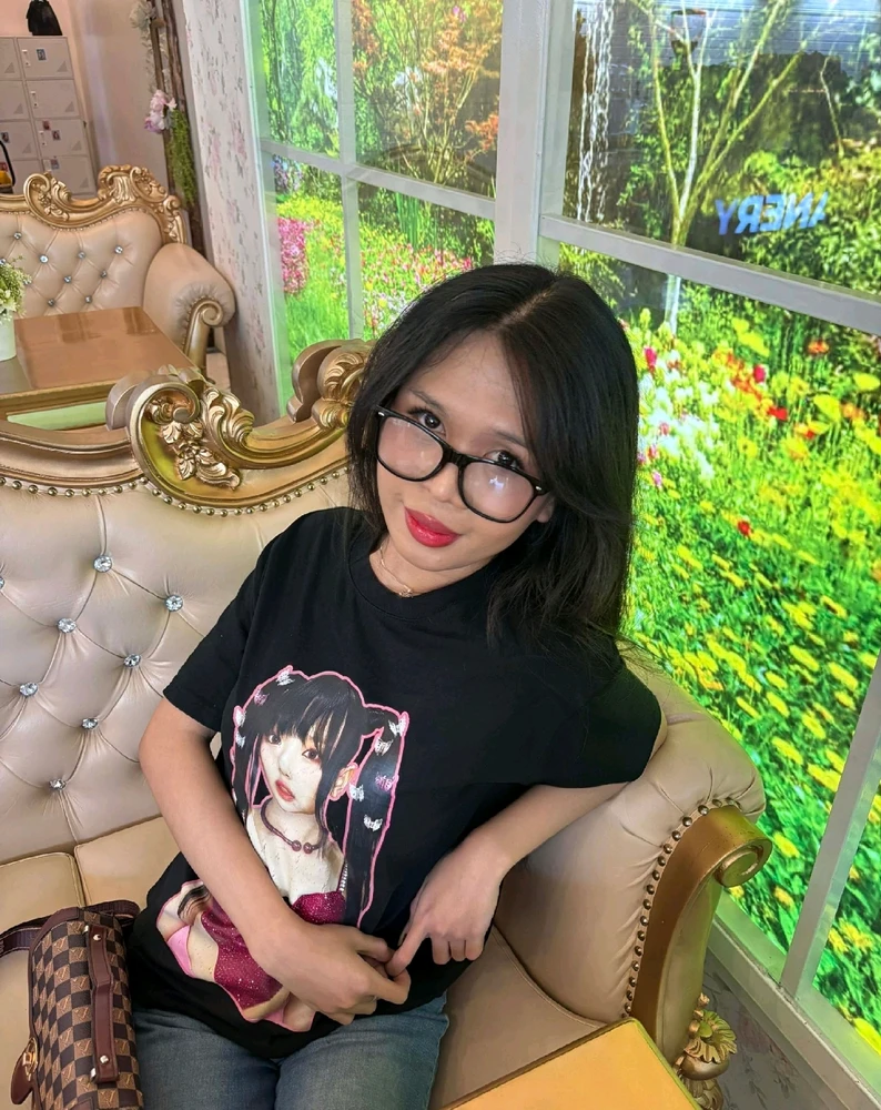 GIF uploaded by Rose