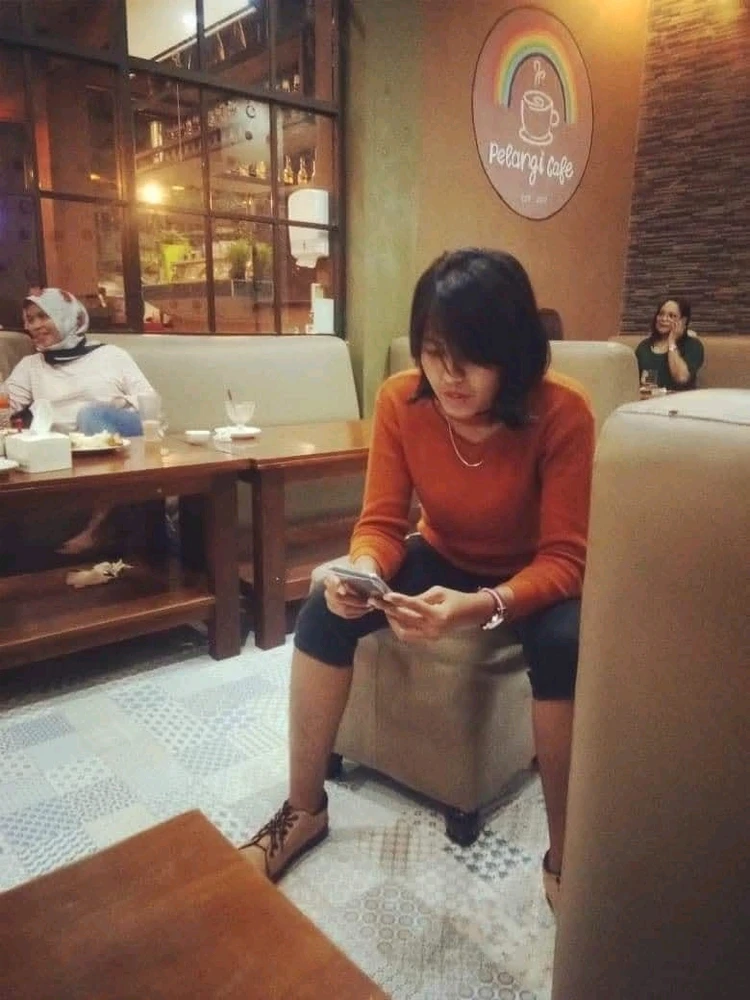 Febby پاران اپ لوڊ ٿيل GIF