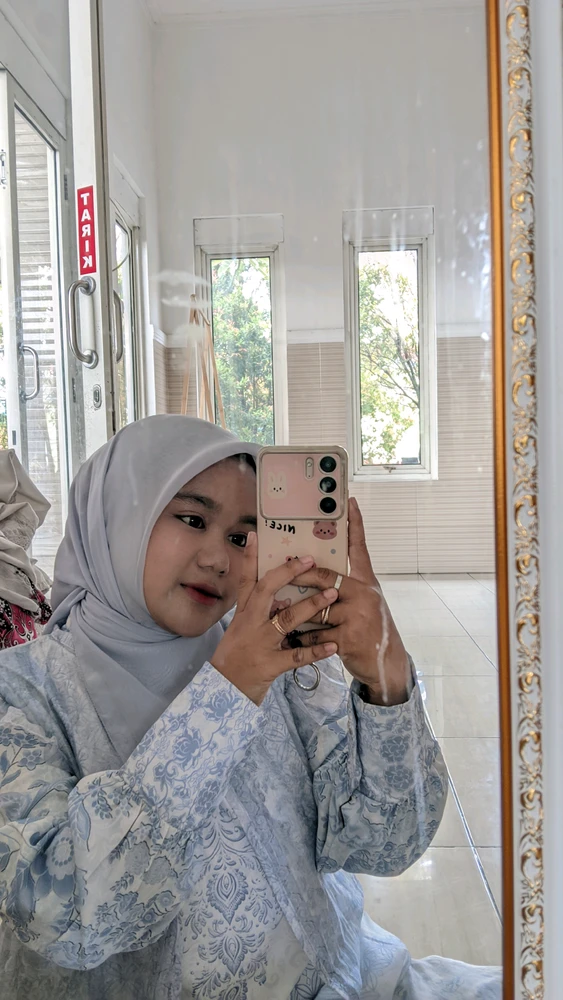GIF uploaded by SEKARRR