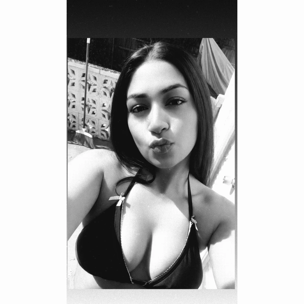 backwoodbae laadis üles pildi