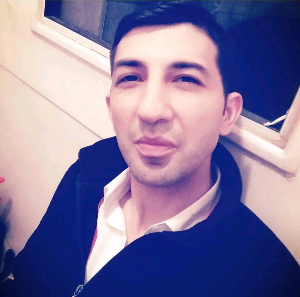 GIF uploaded by Hakan