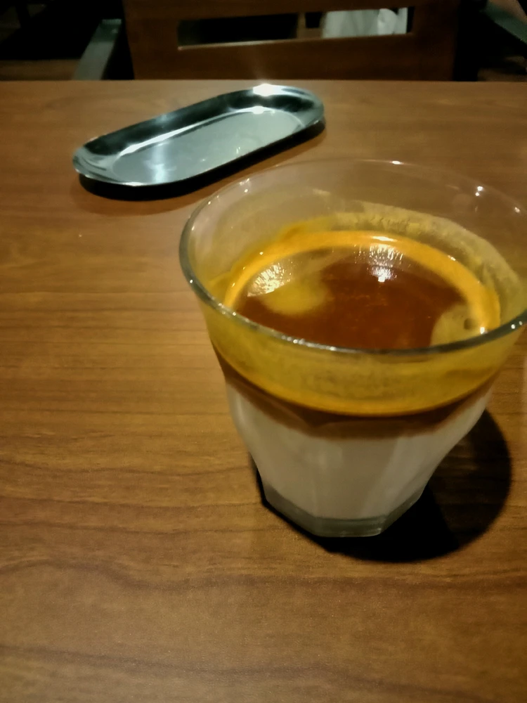 GIF uploaded by Tasya