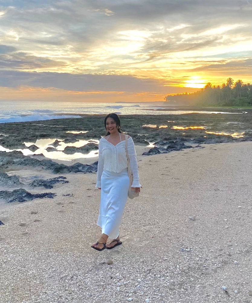 GIF yaikidwa ndi Adinda