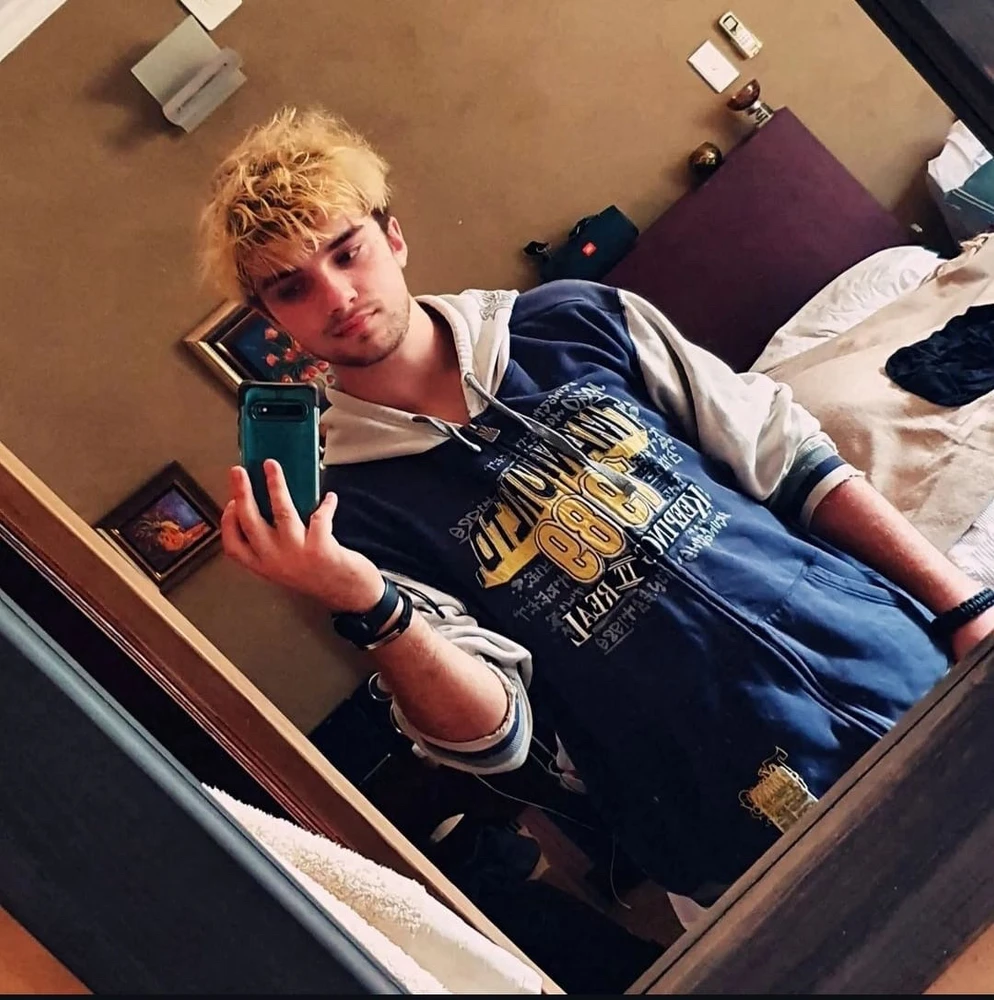 GIF uploaded by Joshua