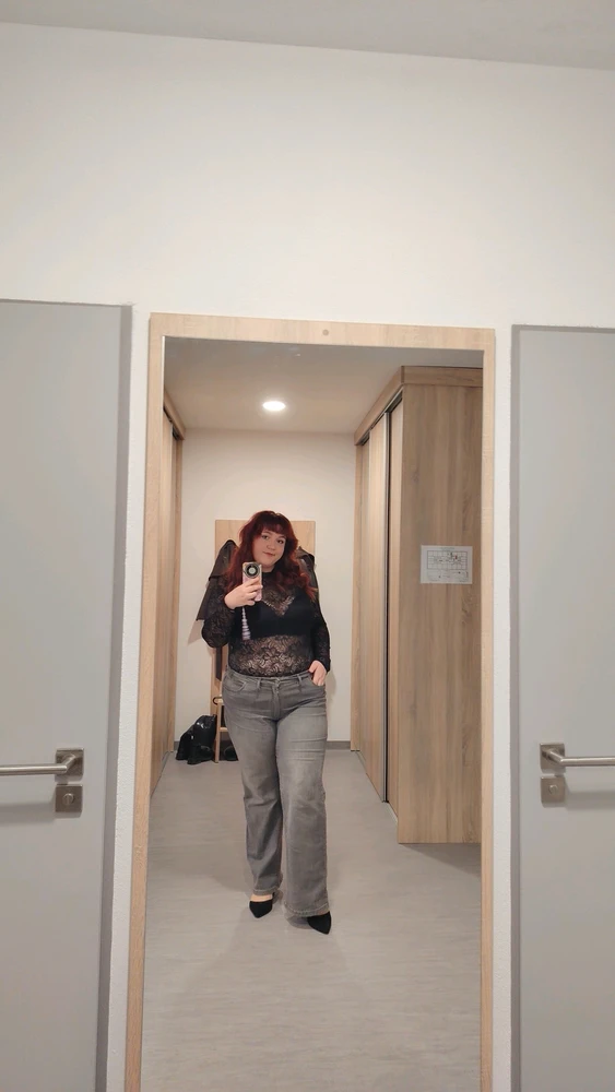 GIF uploaded by Nela
