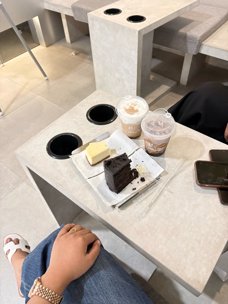 GIF uploaded by Vany