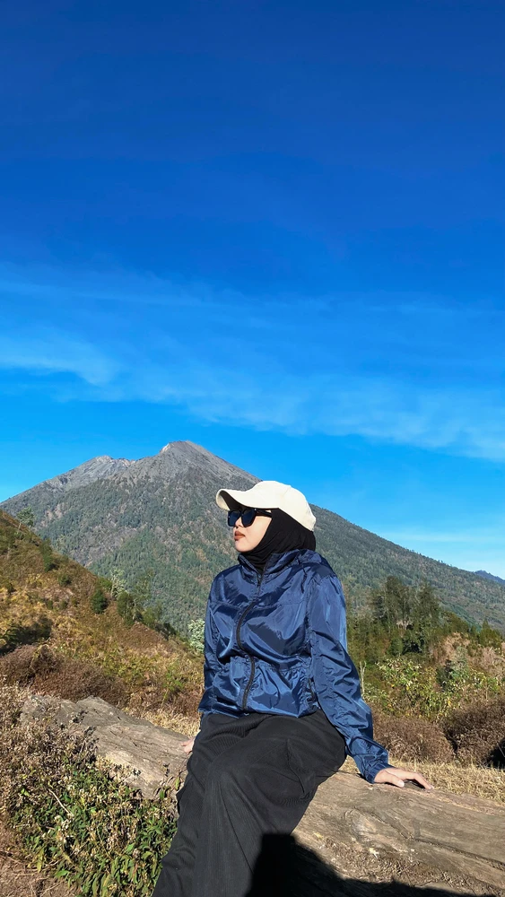 GIF uploaded by A