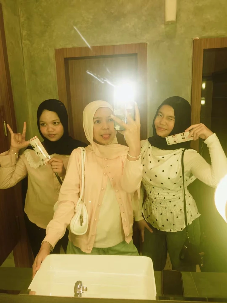 Image uploaded by dian