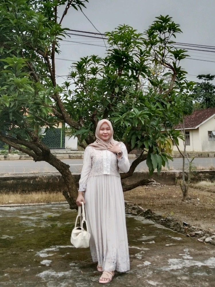 Deliaputri 上傳的 GIF