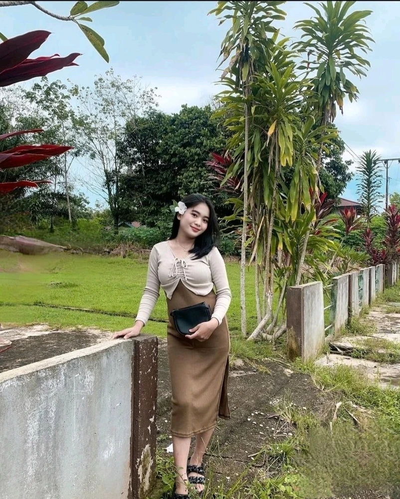 GIF uploaded by Rara