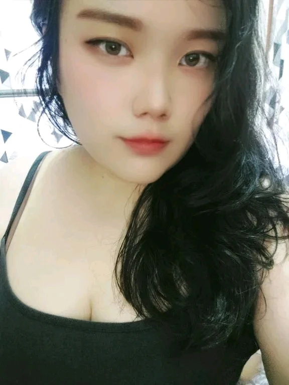 Rebecca上传的GIF