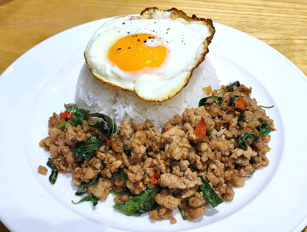 GIF ארויפגעלאדן דורך Tofu 🍜🍗🍟