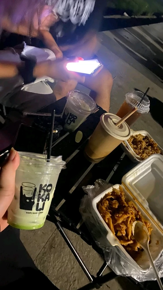 GIF diunggah ku Karyn