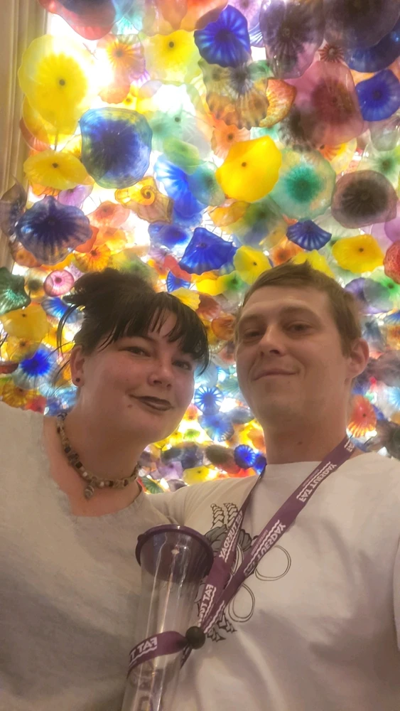 Zach يۈكلىگەن GIF