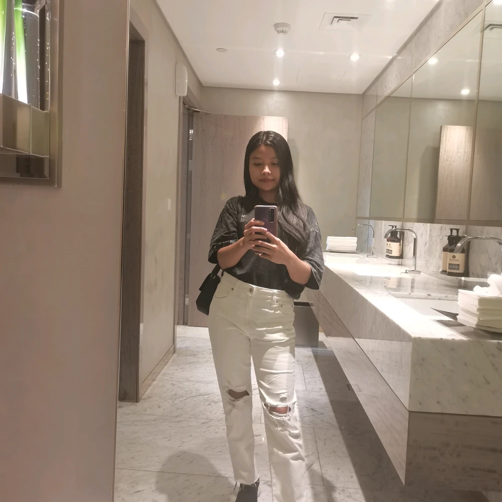 GIF uploaded by Nina