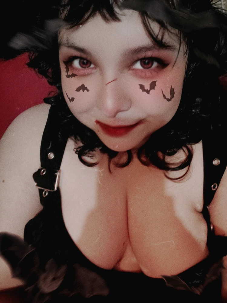 GIF uploaded by Naruko Thebeat