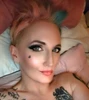 Profile picture of B