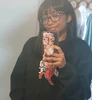 Hulagway sa profile ni Mae