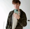 Profile picture of V