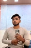 Profile picture of R