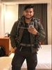 Profile picture of R
